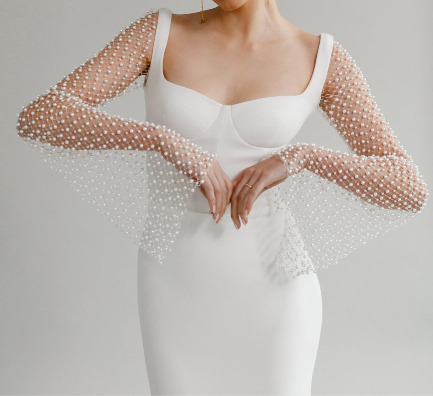 Pearl Bell Sleeve