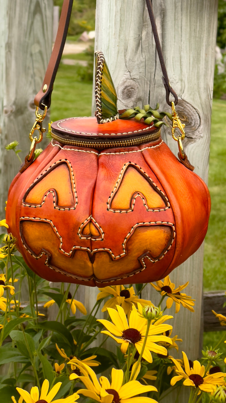 Halloween pumpkin crossbody bag