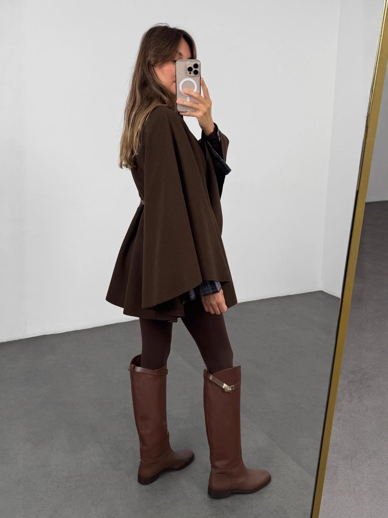 Solid color waisted woolen cape coat