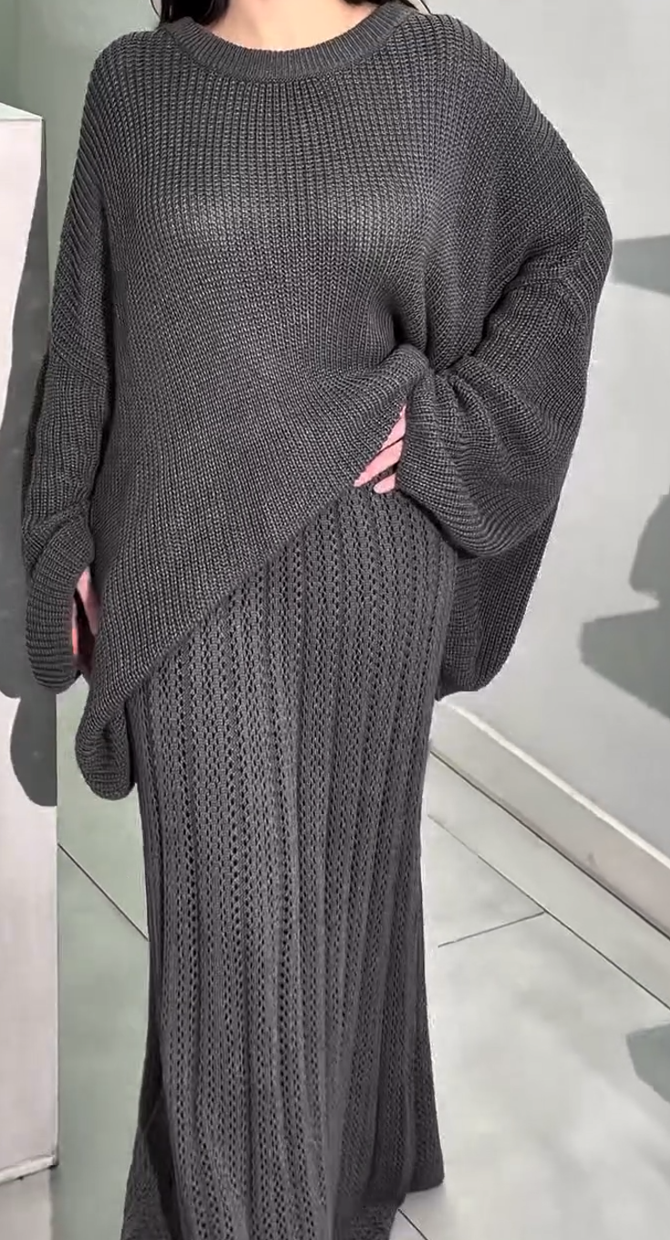 Two-piece set of pullover knit dress