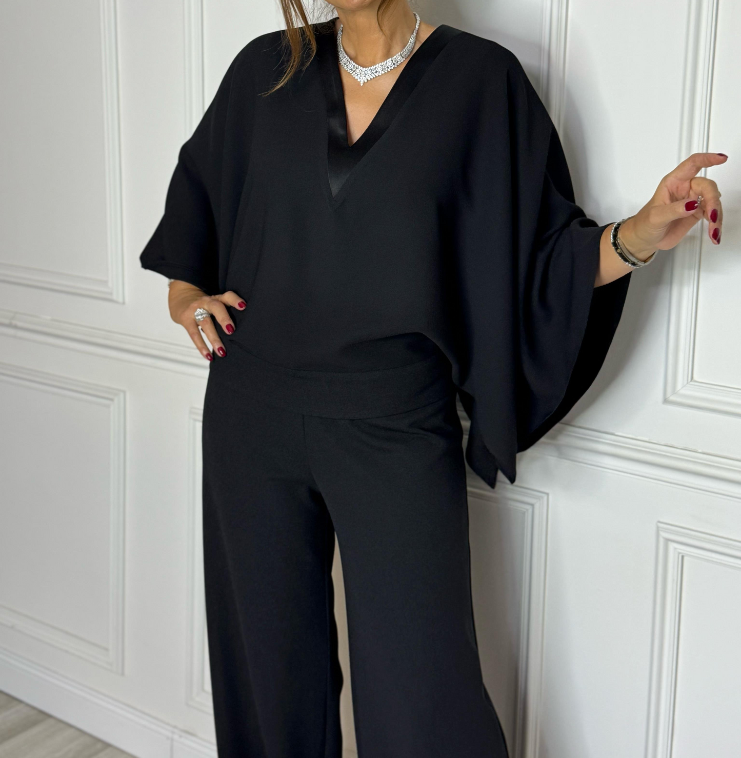 V-neck Lycra and black crepe evening jumpsuit