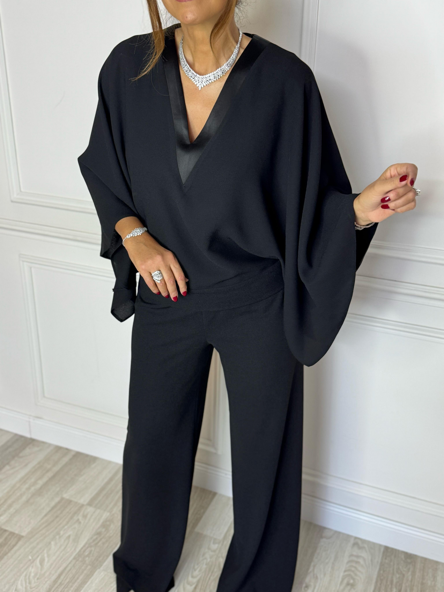 V-neck Lycra and black crepe evening jumpsuit
