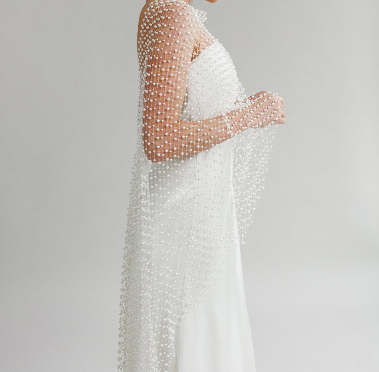 Pearl mesh shawl