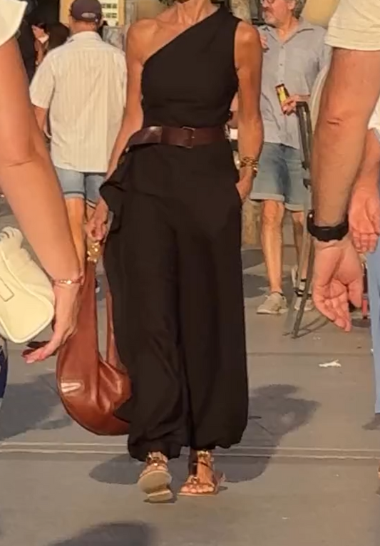 Off-shoulder vest and trousers suit