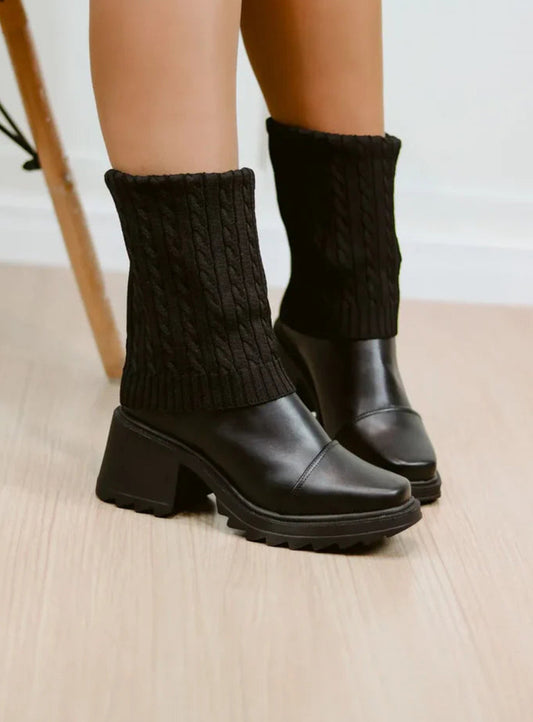 Long knitted leather sock boots