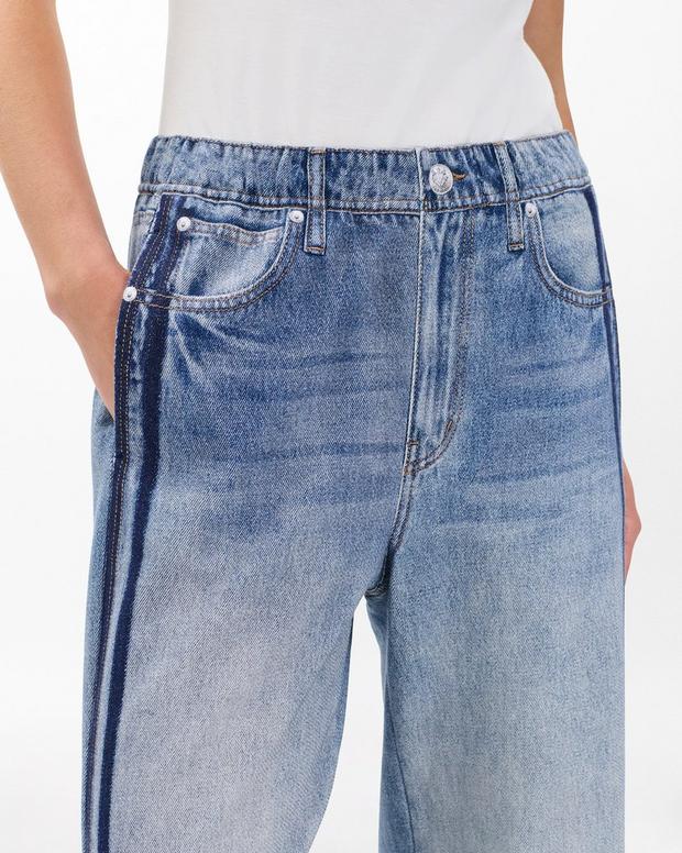 Side stripe soft jeans