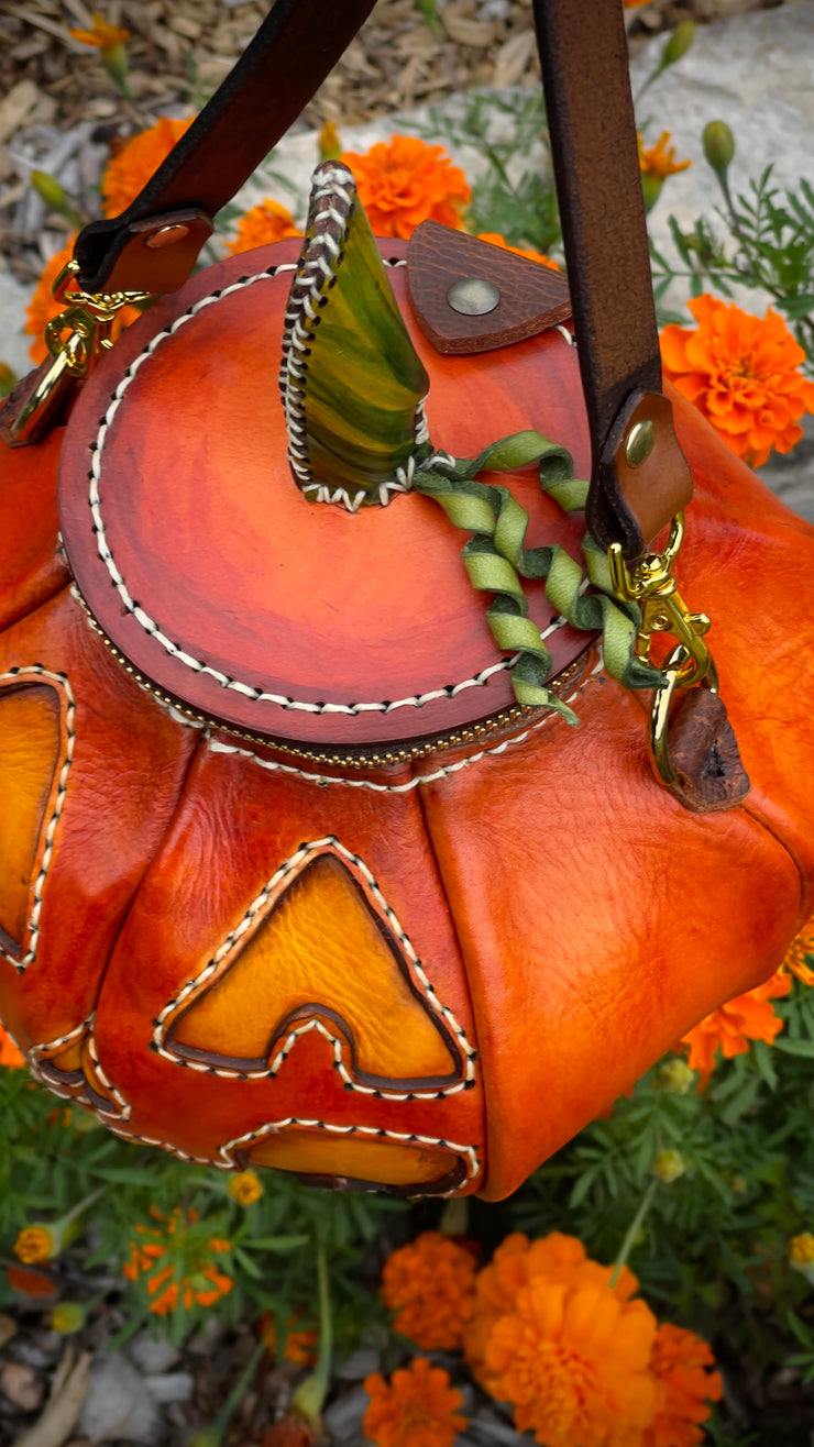 Halloween pumpkin crossbody bag