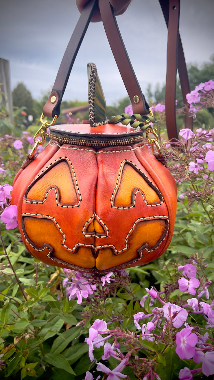 Halloween pumpkin crossbody bag