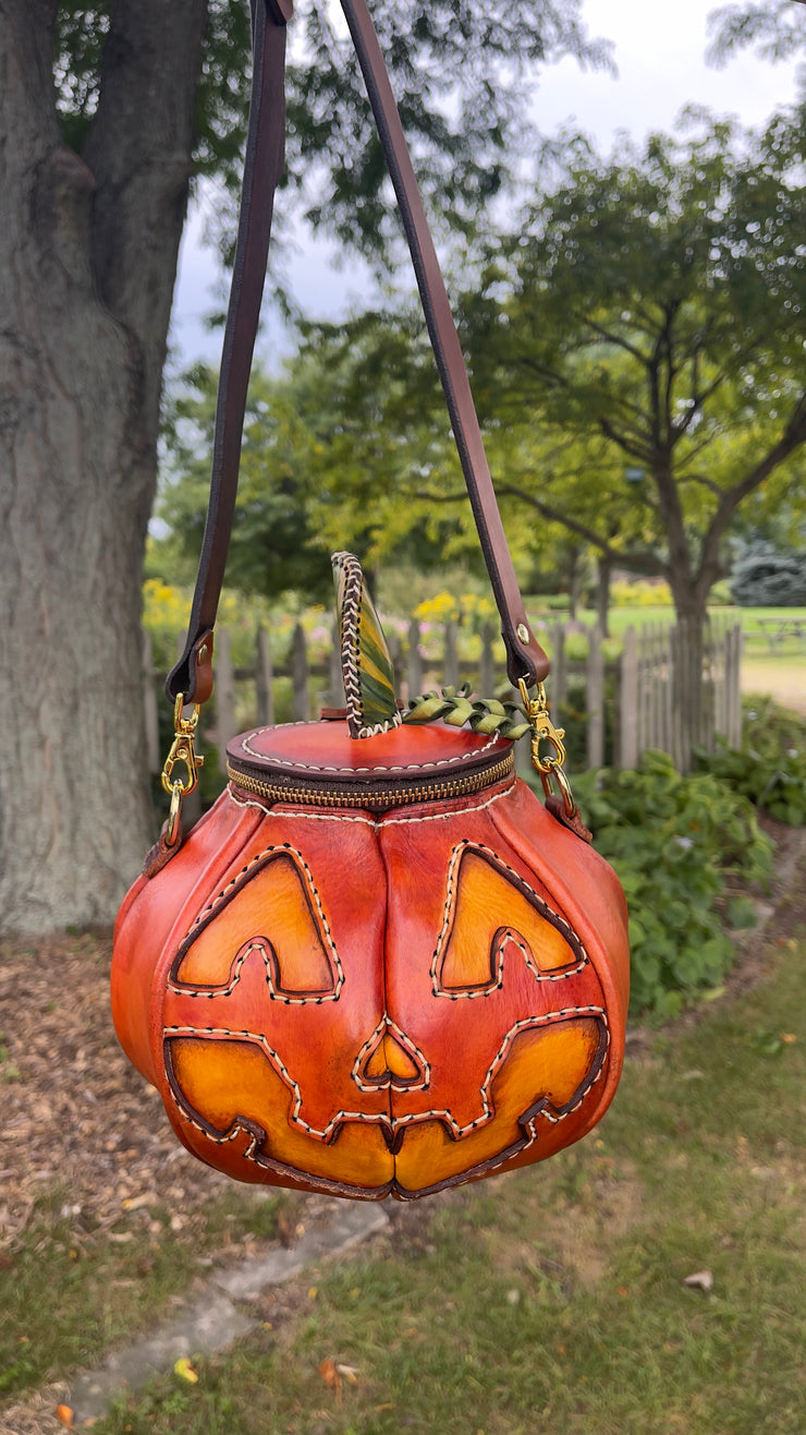 Halloween pumpkin crossbody bag