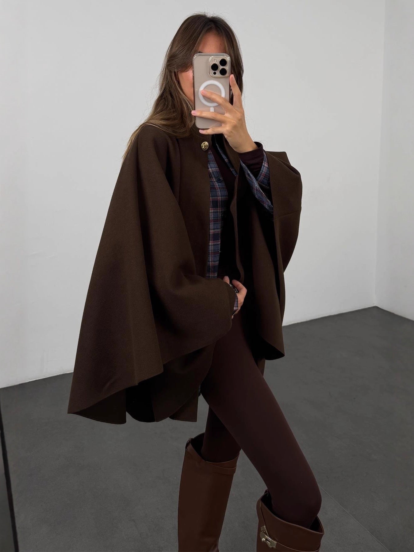 Solid color waisted woolen cape coat