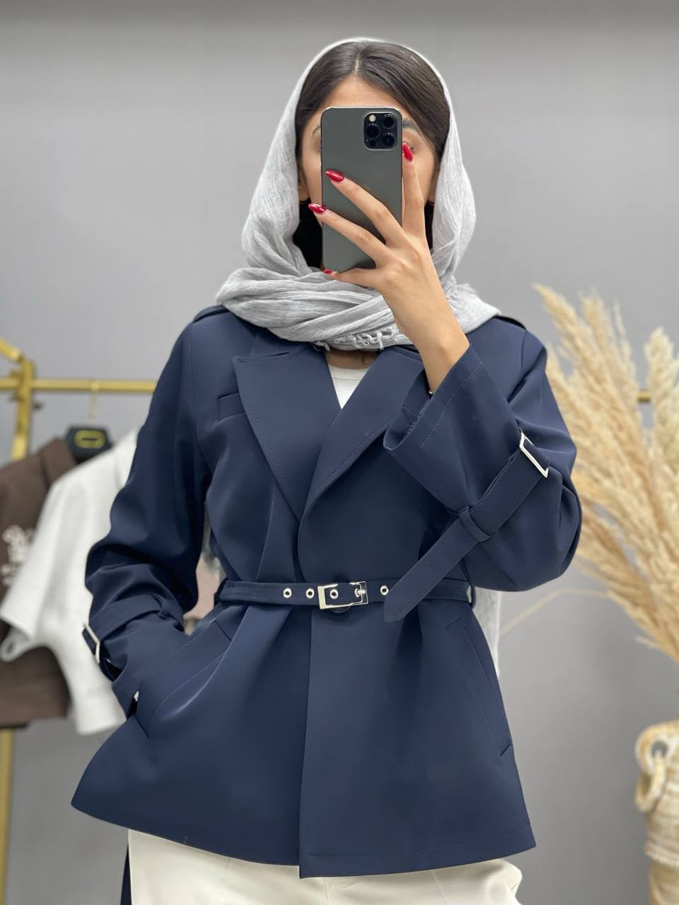 Short lace-up trench coat