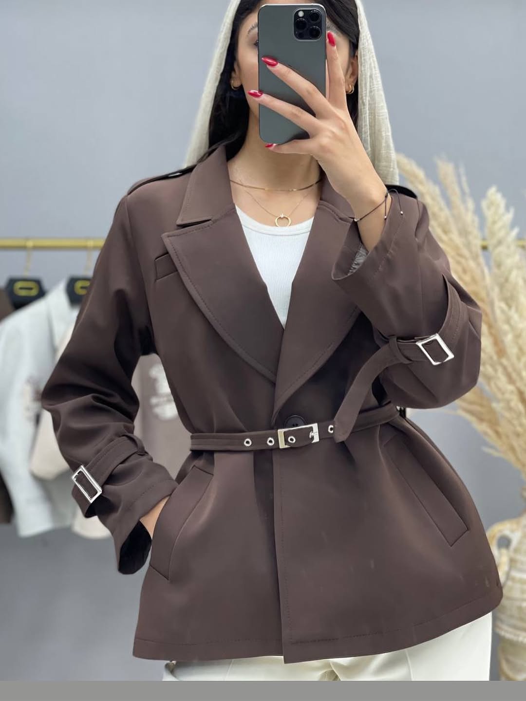 Short lace-up trench coat