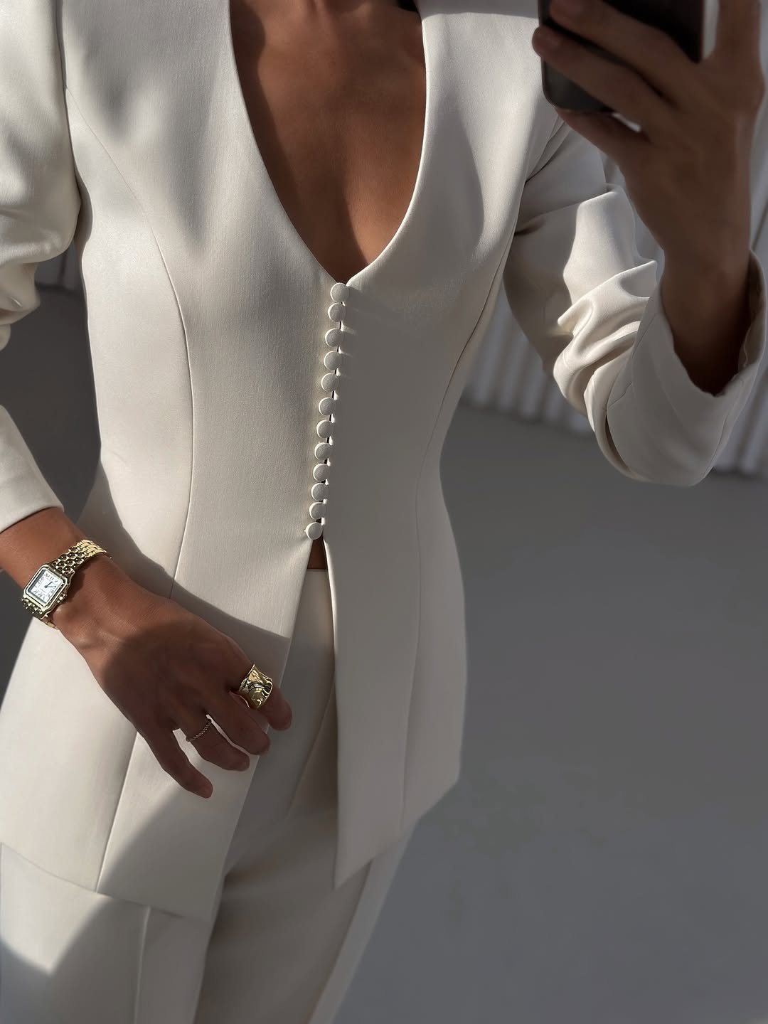 Button-down V-neck jacket and straight-leg pants suit