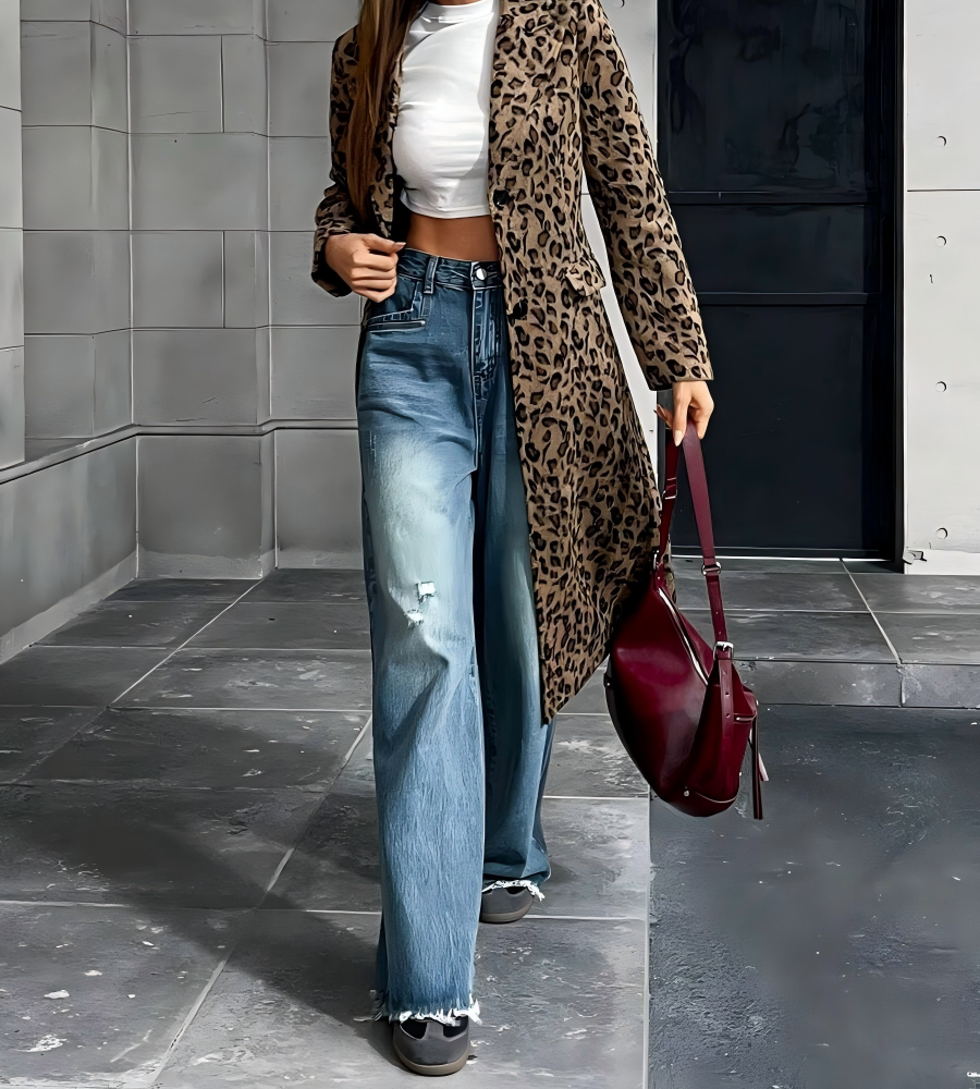 Knitted leopard print coat