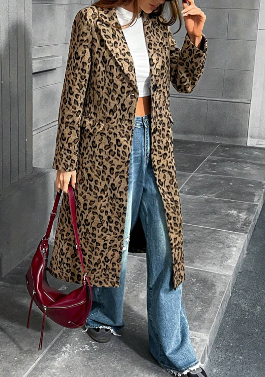 Knitted leopard print coat