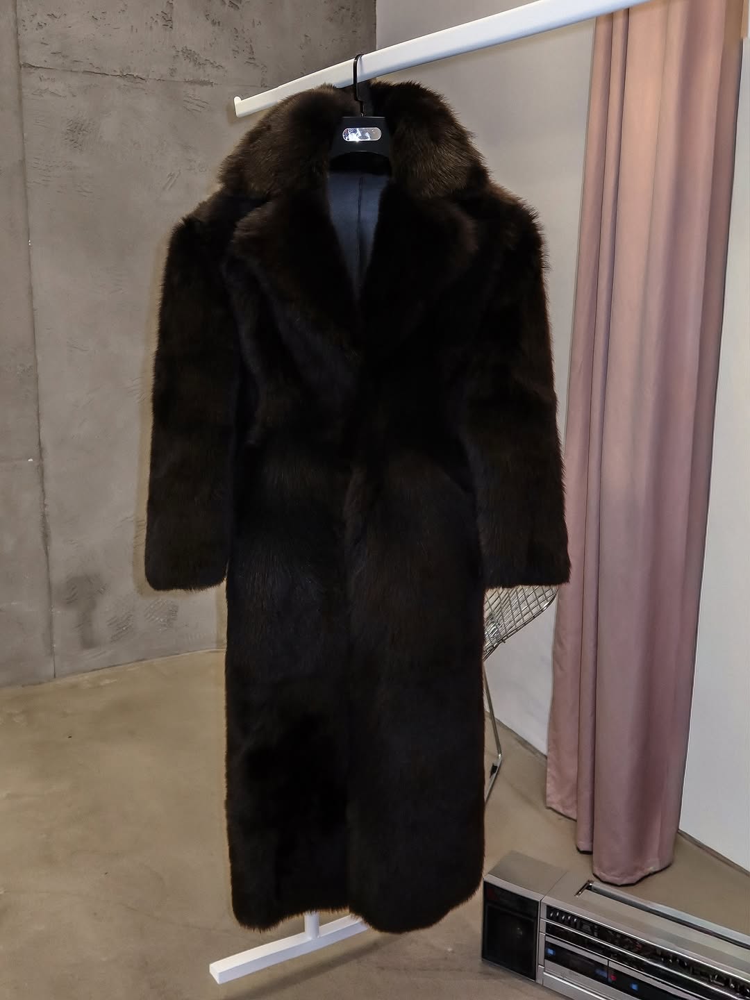 Double-sided slim-fit sheepskin coat