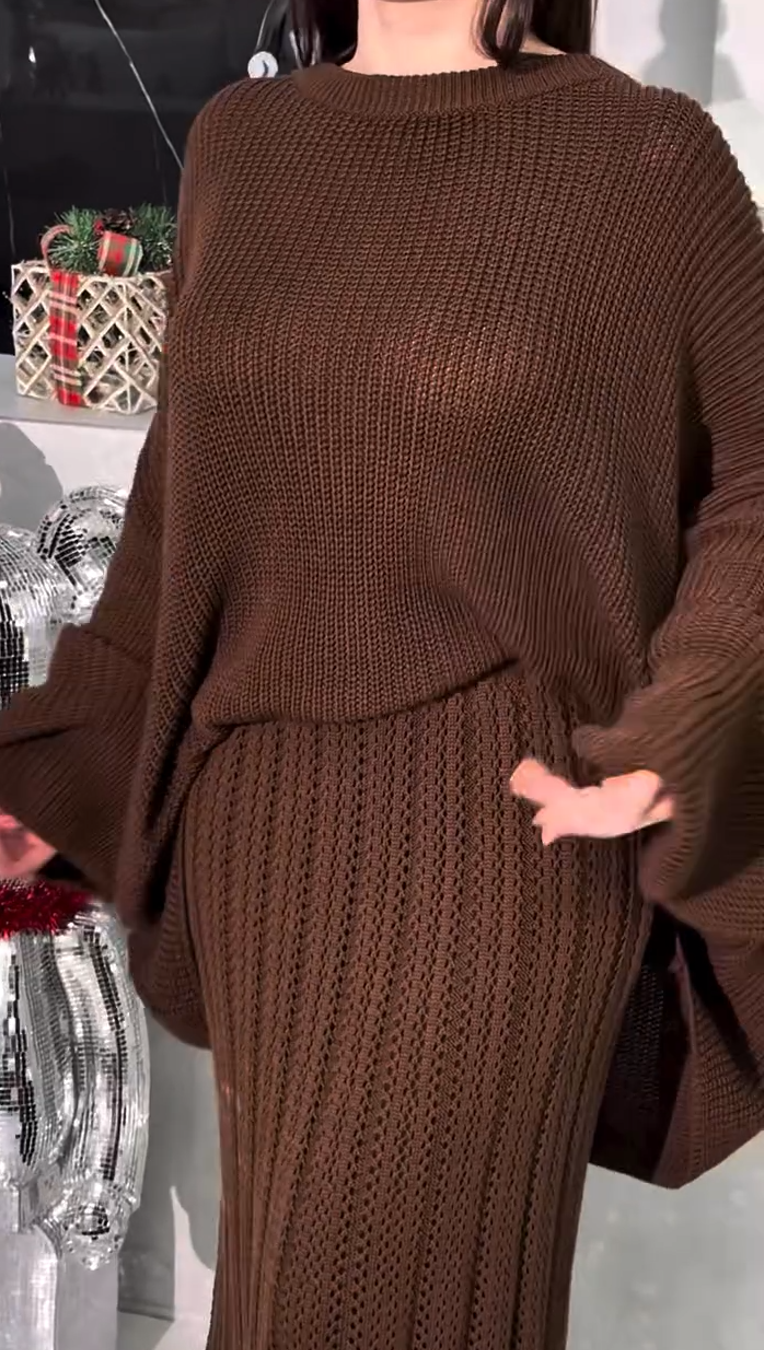 Two-piece set of pullover knit dress